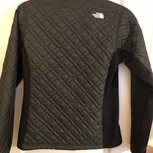 Gorgeous North Face jkt—-Flash sale!Need to sell everything so make me an offer! - Picture 1 of 5